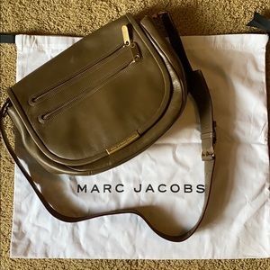 Marc Jacobs messenger crossbody purse leather